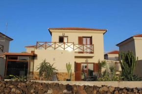casa Armonía frente los volcanes